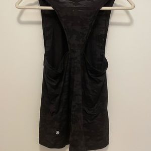lululemon black camo tank top